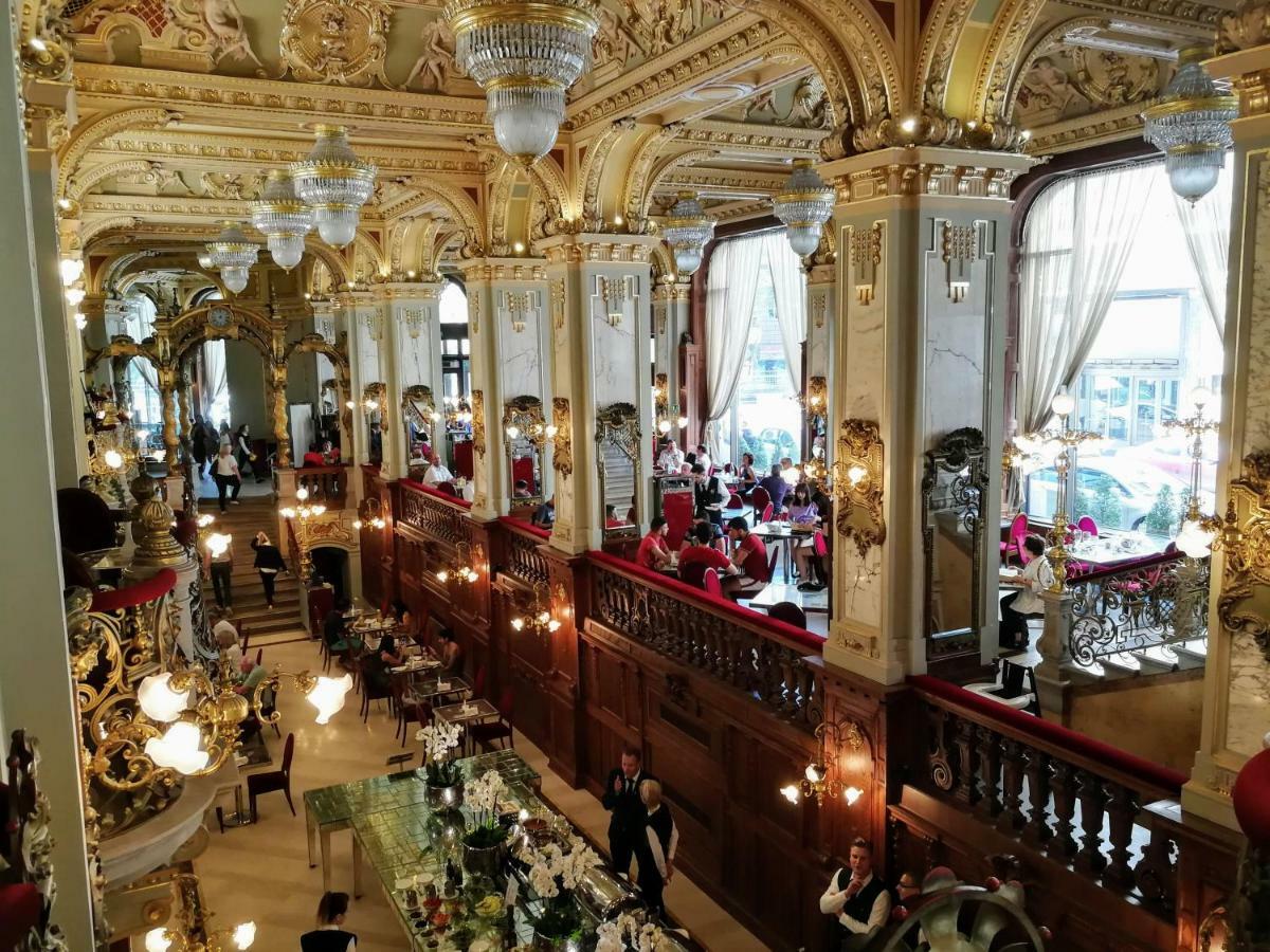 New York Palace View Apartment Budapest Exterior photo